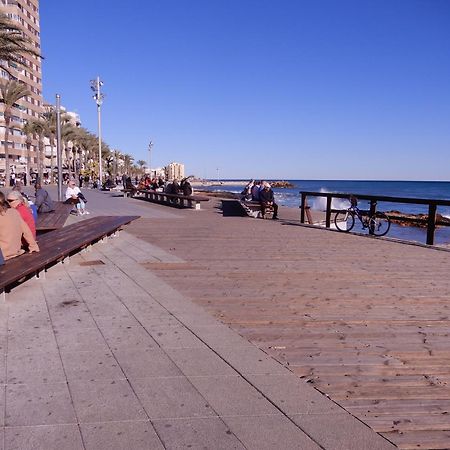Edificio 1º Linea De Playa, En Paseo Maritimo De Torrevieja, Alicante, Costa Blanca Exteriér fotografie
