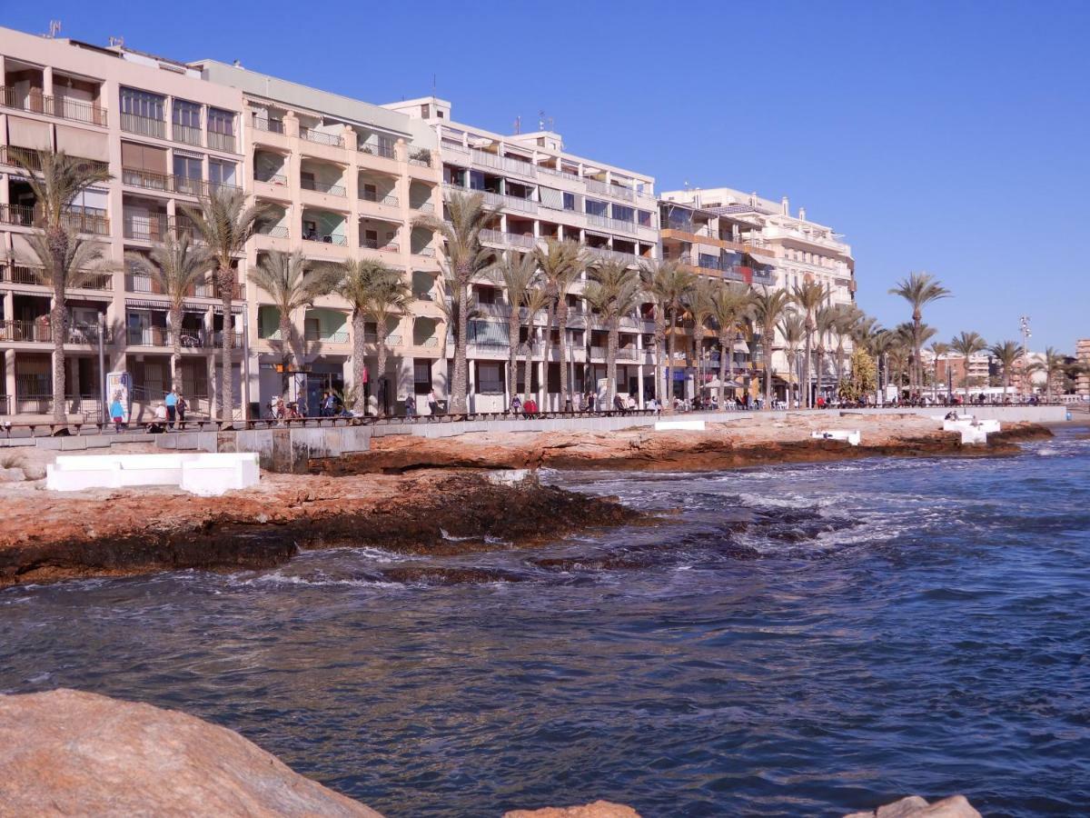 Edificio 1º Linea De Playa, En Paseo Maritimo De Torrevieja, Alicante, Costa Blanca Exteriér fotografie